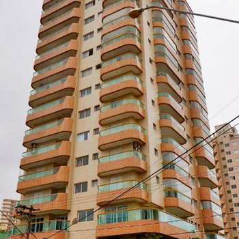 Apartamento em Praia Grande, bairro Tupi