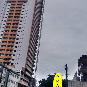 Apartamento em Praia Grande, bairro Guilhermina