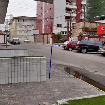 Kitnet em Praia Grande, bairro Ocian
