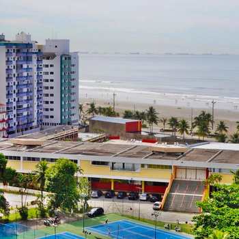 Apartamento em Praia Grande, bairro Ocian