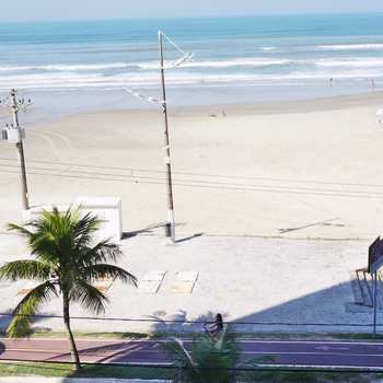 Apartamento em Praia Grande, bairro Mirim