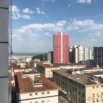 Apartamento em Praia Grande, bairro Ocian