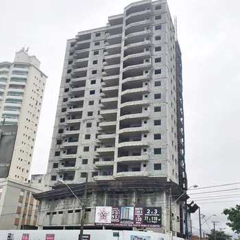 Apartamento em Praia Grande, bairro Maracanã