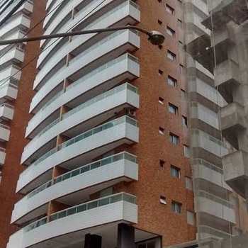 Apartamento em Praia Grande, bairro Canto do Forte