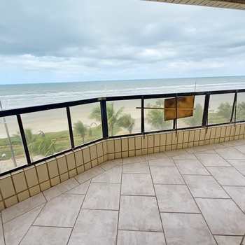 Apartamento em Praia Grande, bairro Caiçara
