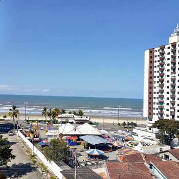 Apartamento em Praia Grande, bairro Ocian