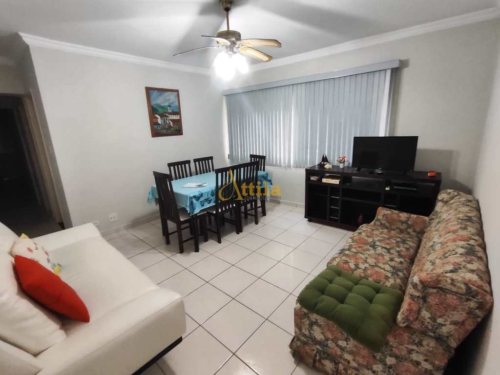 Apto 2 dorms., 200mts praia Enseada, 1 vaga