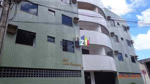 Apartamento, código 327 em Itabuna, bairro Alto Maron