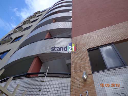 Apartamento, código 451 em Itabuna, bairro Jardim Vitória