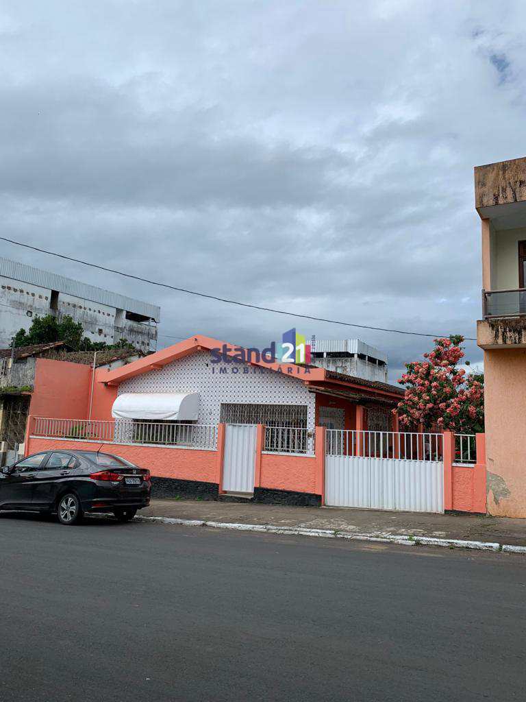 Casa em Itajuípe, no bairro Centro
