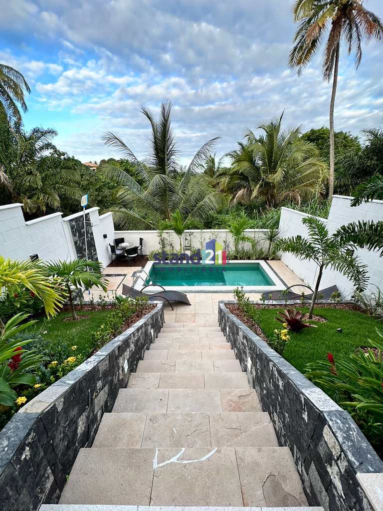 Casa em Ilhéus, no bairro Praia dos Milionários