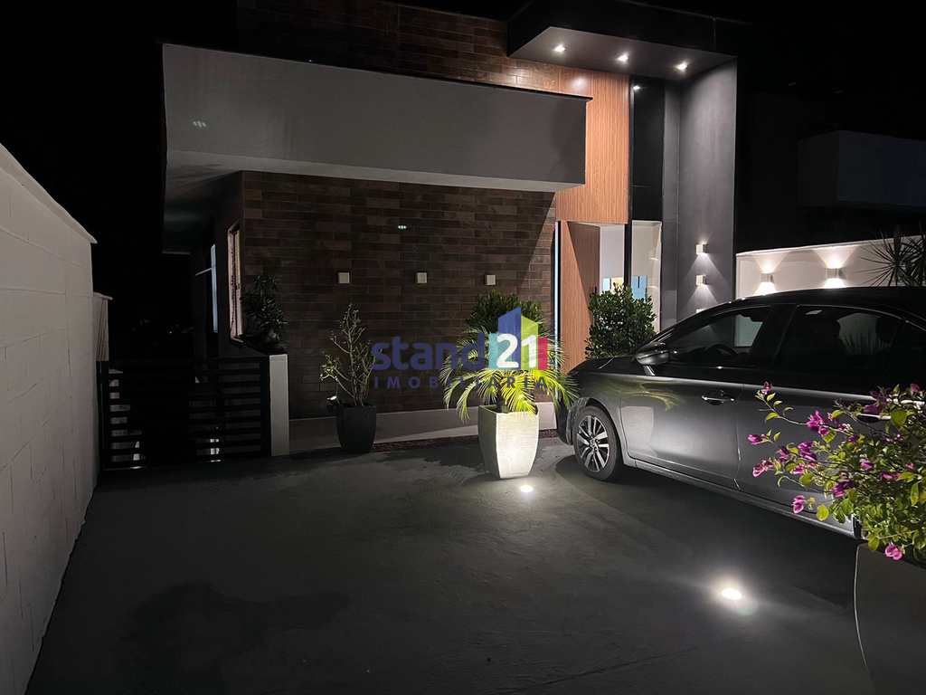 Casa em Ilhéus, no bairro Praia dos Milionários