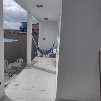 Casa em Ilhéus, bairro Olivença
