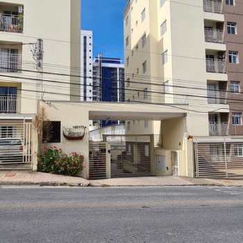 Apartamento em Sorocaba, bairro Jardim Guadalajara