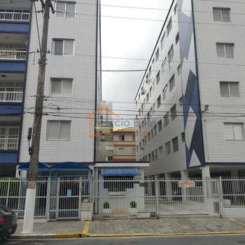 Kitnet em Praia Grande, bairro Boqueirão