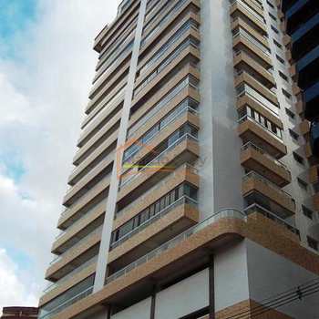 Apartamento em Praia Grande, bairro Guilhermina