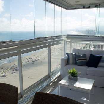 empreendimento em Praia Grande, bairro Canto do Forte