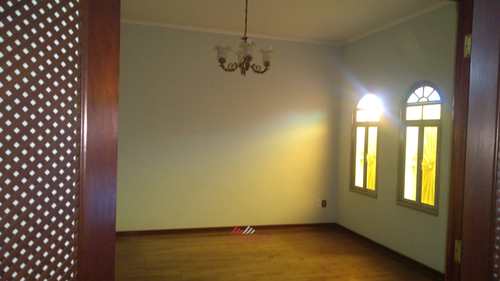 Casa, código 61 em Pirassununga, bairro Centro