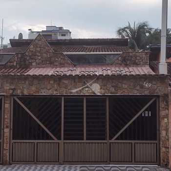 Casa em Praia Grande, bairro Guilhermina
