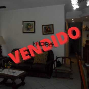 Apartamento em Santos, bairro Gonzaga