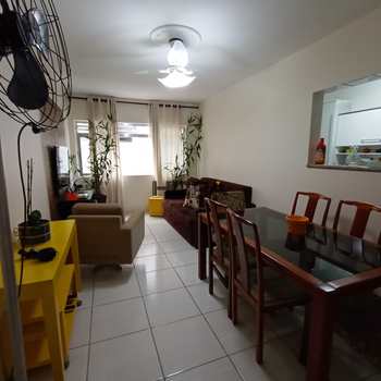 Apartamento em Santos, bairro Gonzaga