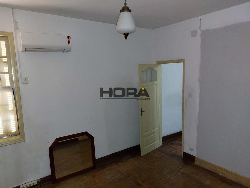 Sobrado em Santos, no bairro Aparecida