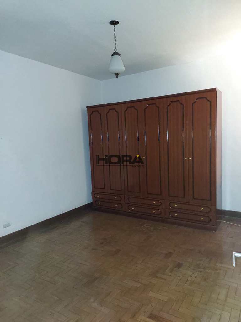 Sobrado em Santos, no bairro Aparecida