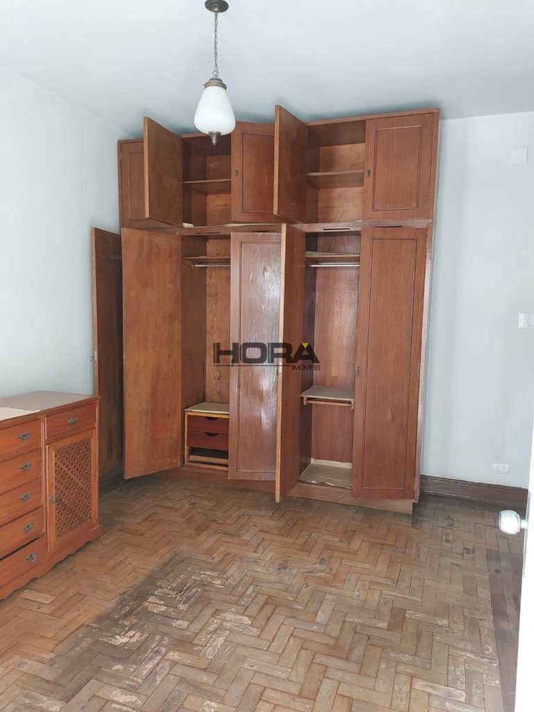 Sobrado em Santos, no bairro Aparecida
