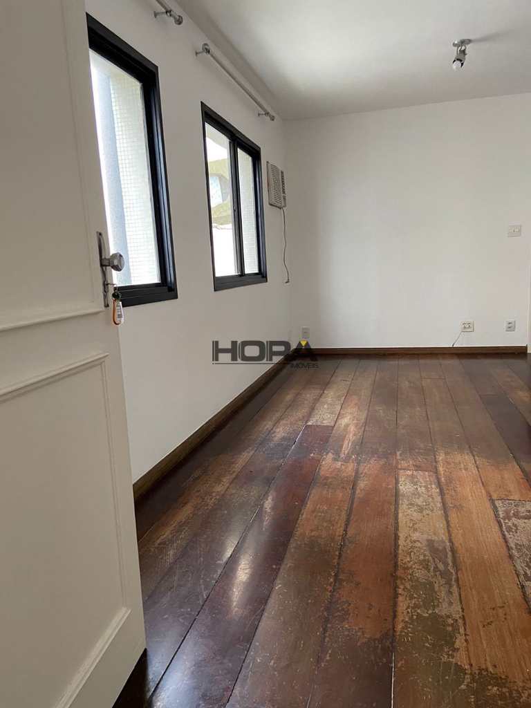 Apartamento em Santos, no bairro Aparecida
