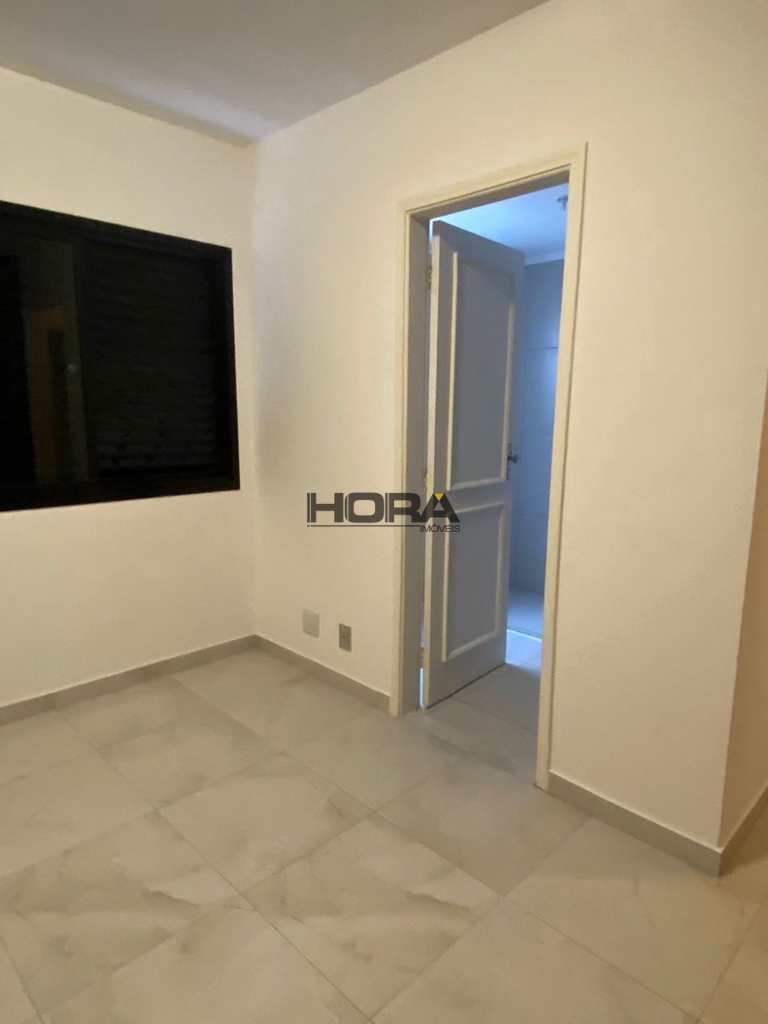 Apartamento em Santos, no bairro Aparecida