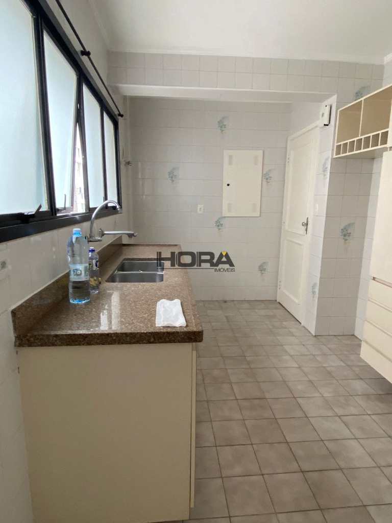 Apartamento em Santos, no bairro Aparecida