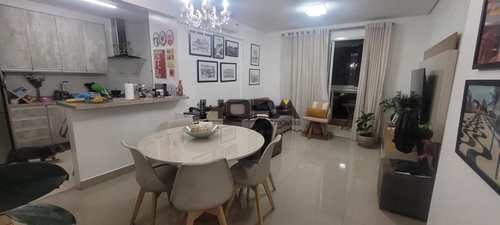 Apartamento, código 588 em Santos, bairro Marapé