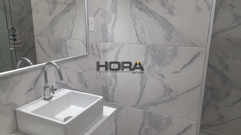 Apartamento em Santos, no bairro Gonzaga