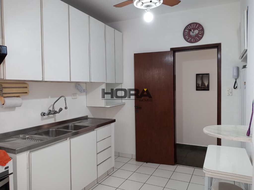 Apartamento em Santos, no bairro Boqueirão