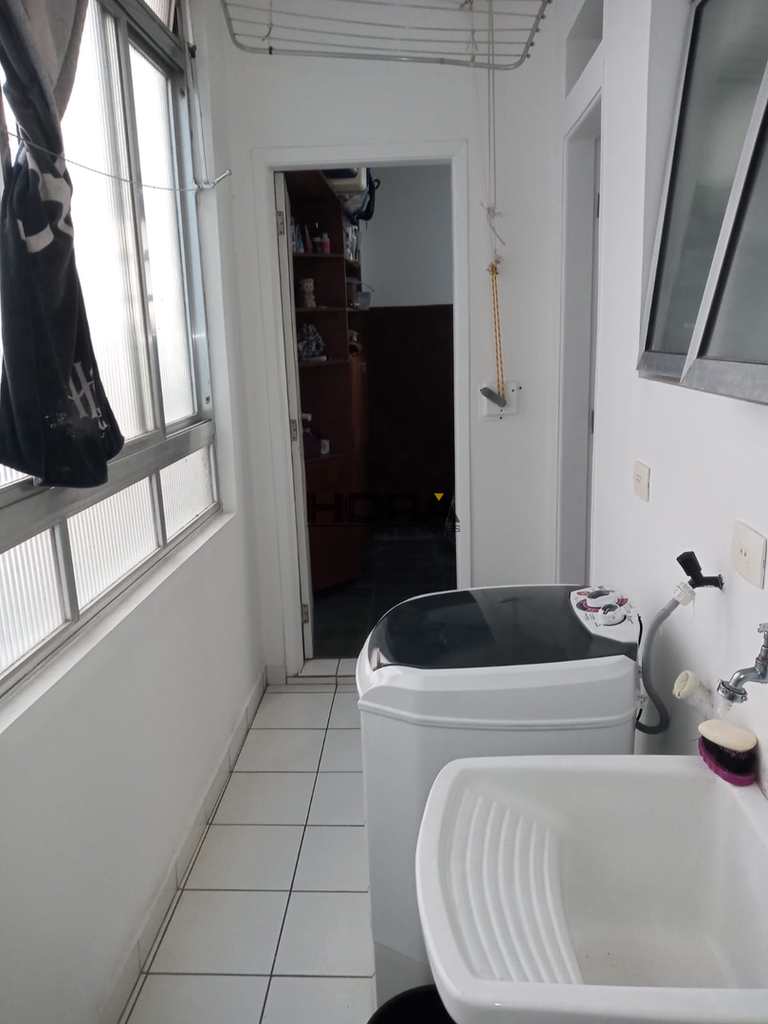 Apartamento em Santos, no bairro Boqueirão