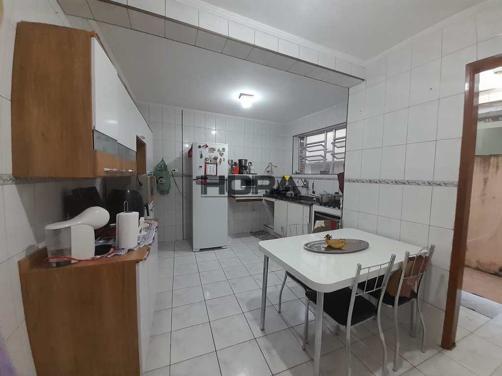 Sobrado em Santos, no bairro Aparecida
