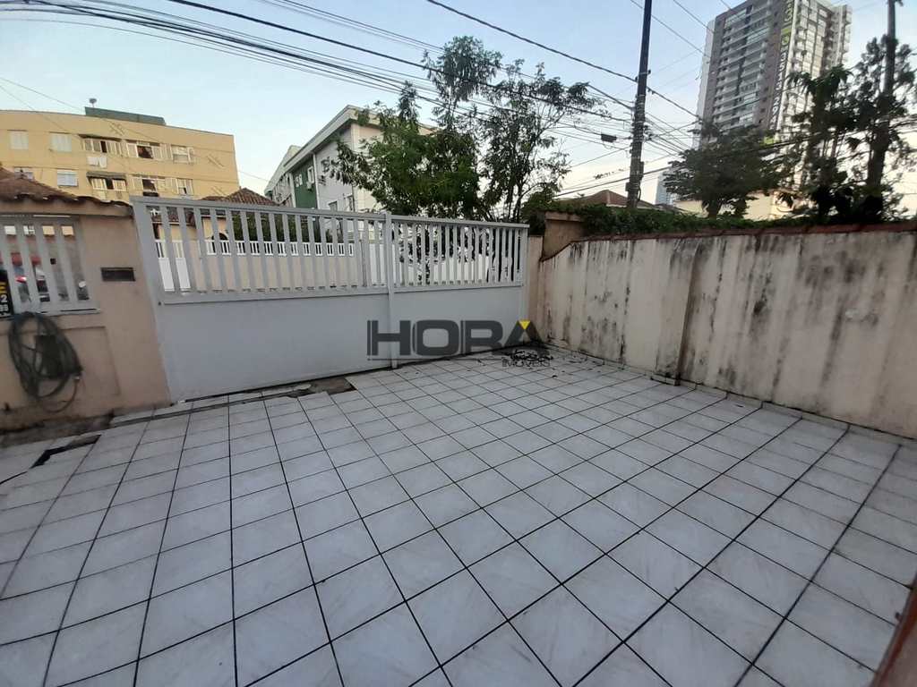 Sobrado em Santos, no bairro Aparecida