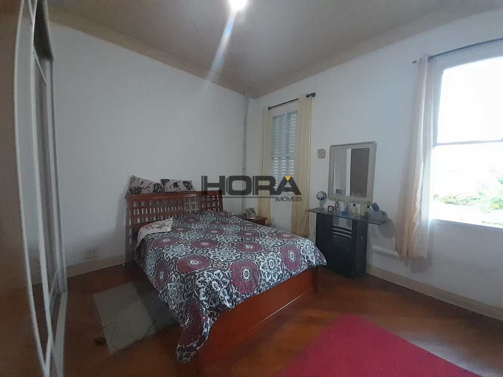 Sobrado em Santos, no bairro Aparecida