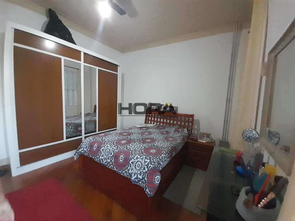 Sobrado em Santos, no bairro Aparecida