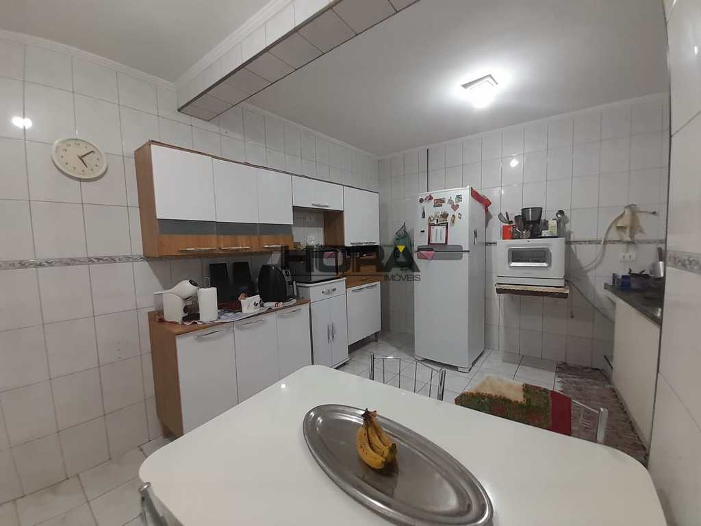 Sobrado em Santos, no bairro Aparecida