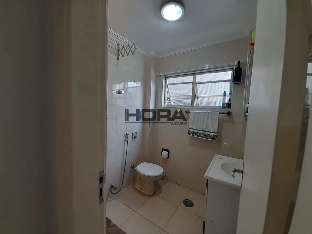 Apartamento em Santos, no bairro Gonzaga