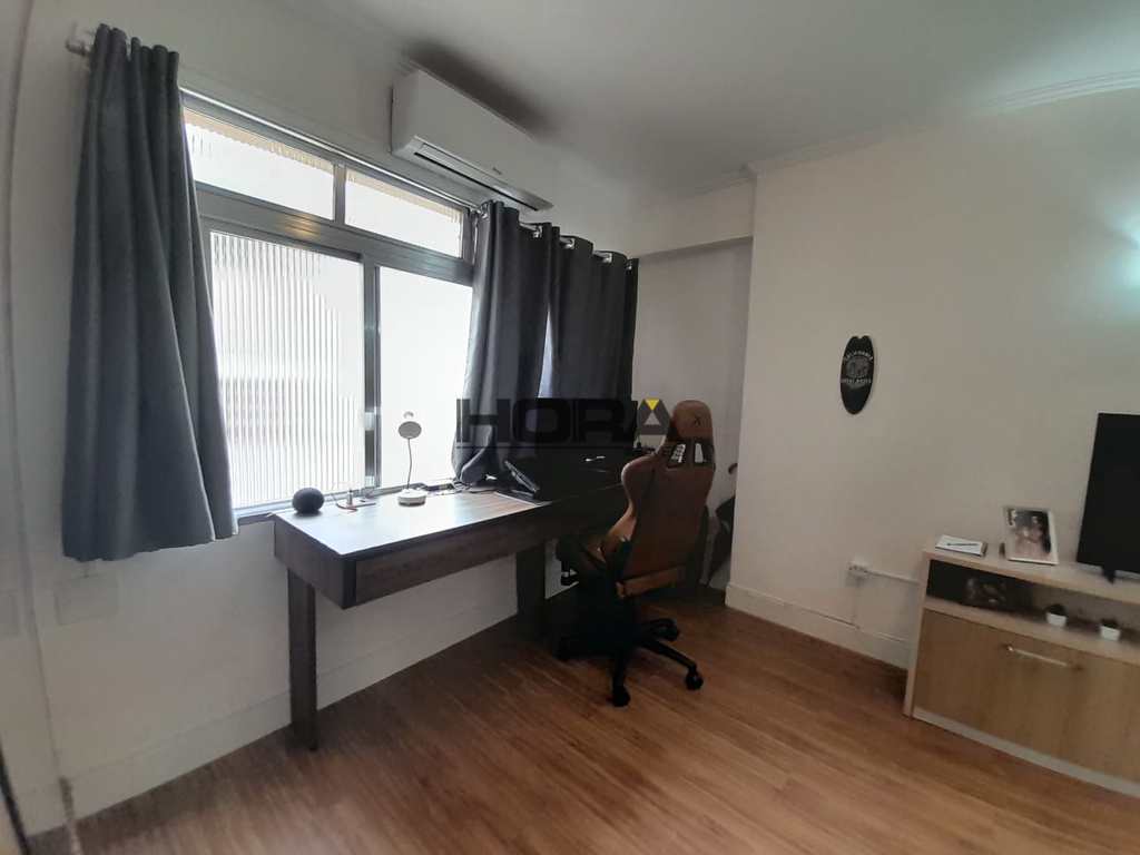 Apartamento em Santos, no bairro Gonzaga