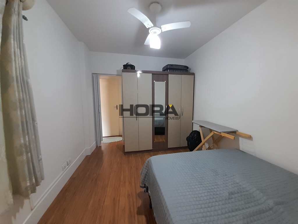 Apartamento em Santos, no bairro Gonzaga