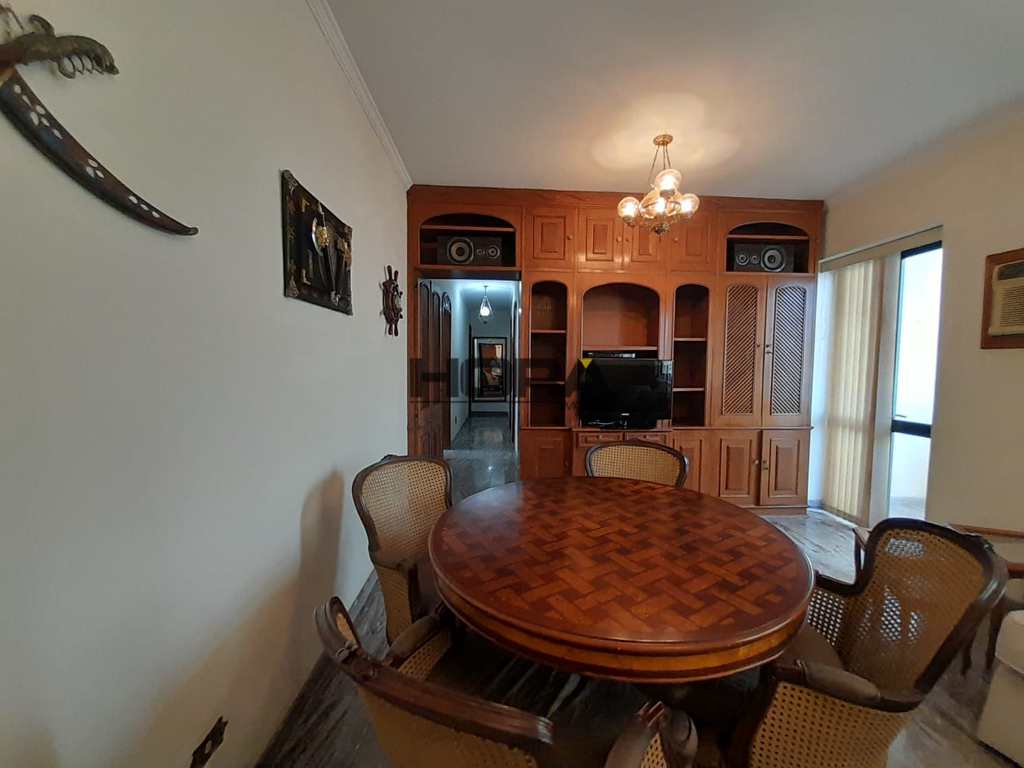 Apartamento em Santos, no bairro Gonzaga