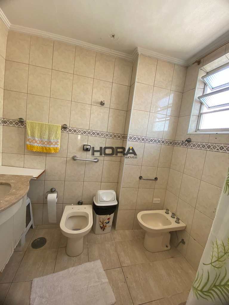 Apartamento em Santos, no bairro Boqueirão