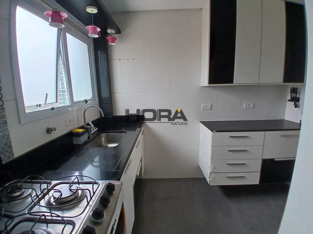 Apartamento em Santos, no bairro Gonzaga