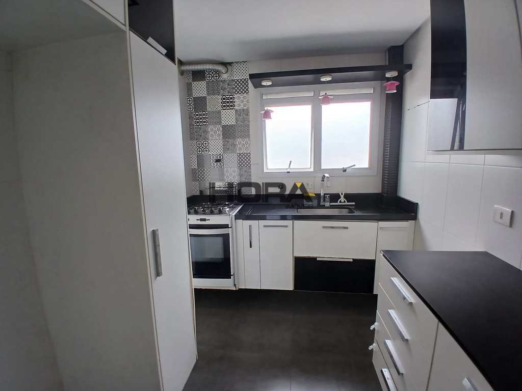 Apartamento em Santos, no bairro Gonzaga