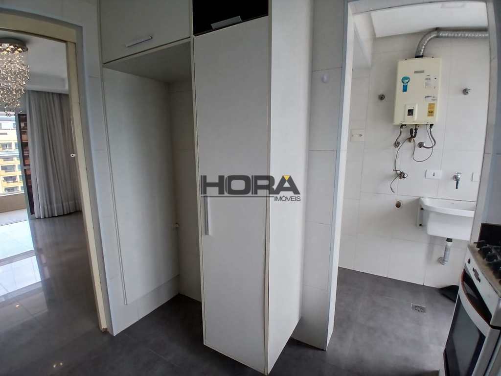 Apartamento em Santos, no bairro Gonzaga