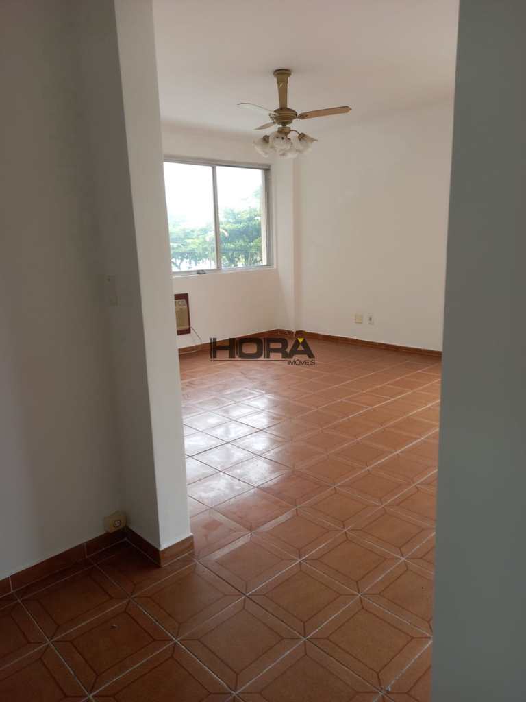 Apartamento em Santos, no bairro Boqueirão