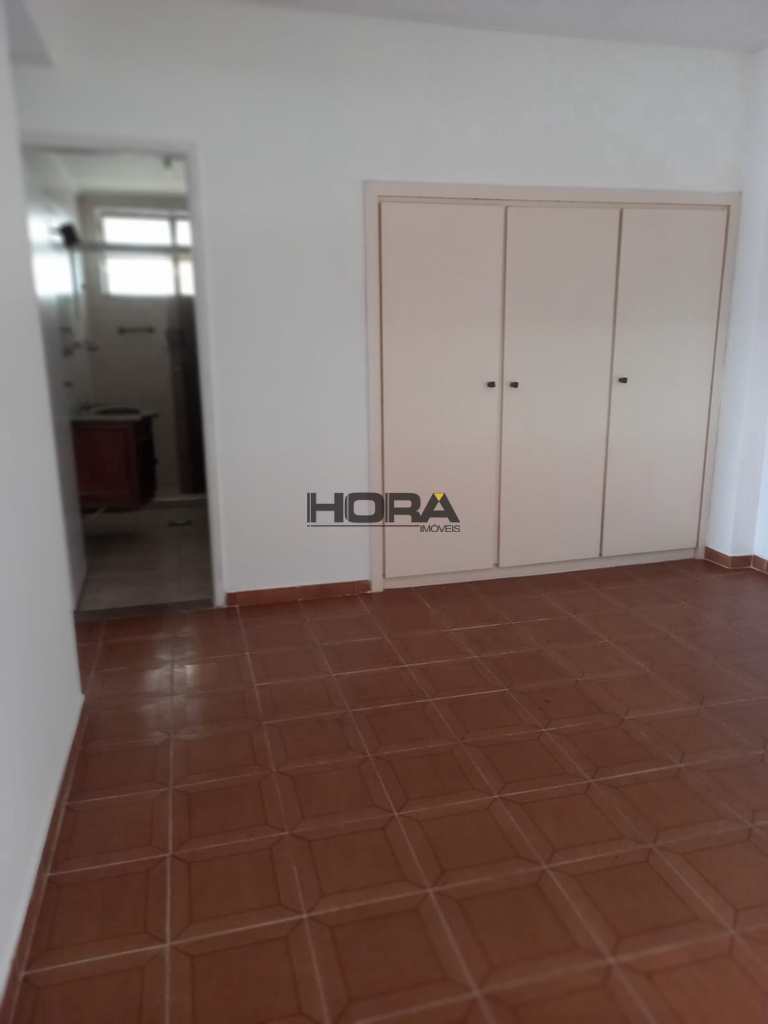 Apartamento em Santos, no bairro Boqueirão